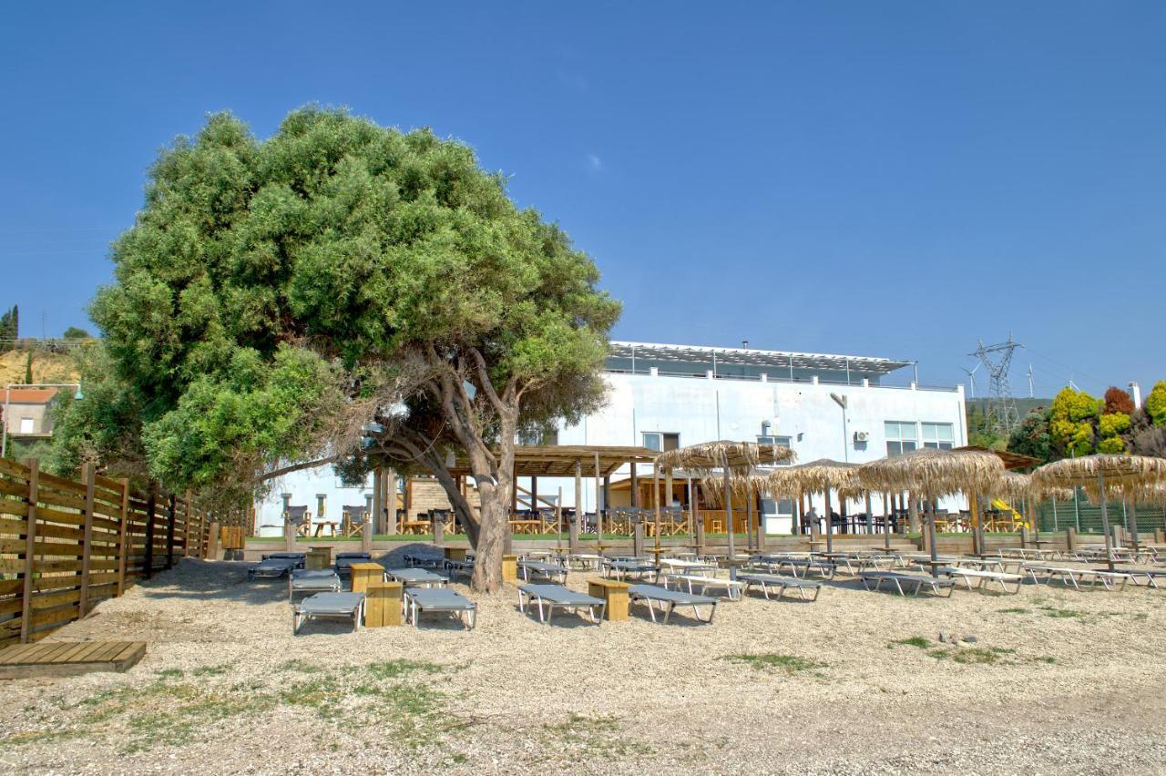 Epipleon Luxury Suites -105- Δωμάτιο 35Τμ Με Βεράντα 35Τμ Μπροστά Στη Θάλασσα Nafpaktos Extérieur photo